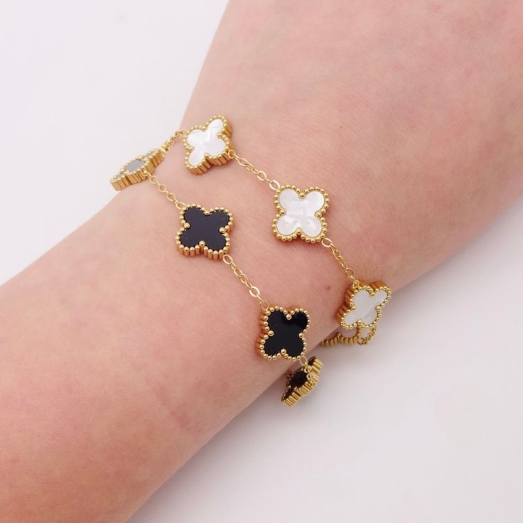 Set de 2 Pulseras Clover Glow® Con Baño de Oro 24K -40%OFF