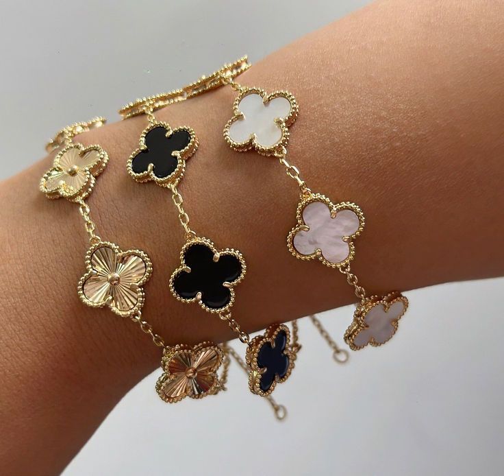 Set de 2 Pulseras Clover Glow® Con Baño de Oro 24K -40%OFF