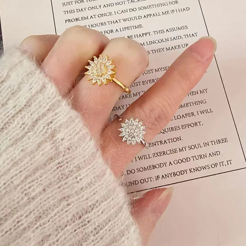Anillo Giratorio Luz de Sol con baño de Oro 24K ¡30% OFF + Estuche de Lujo y Envío GRATIS!