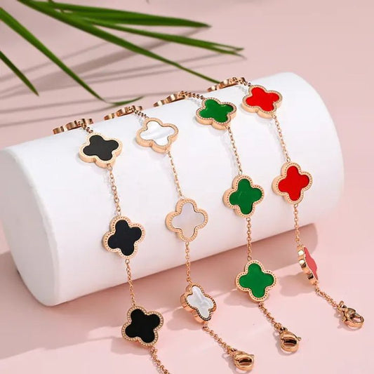 Set de 2 Pulseras Clover Glow® Con Baño de Oro 24K -40%OFF